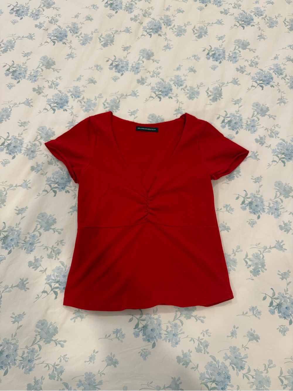 Brandy Melville Red V-Neck Short Sleeve Ruched Top